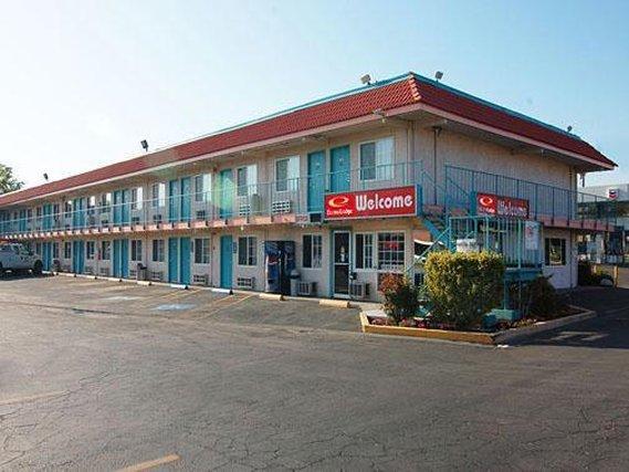 America'S Best Travel Inn Reno Bagian luar foto