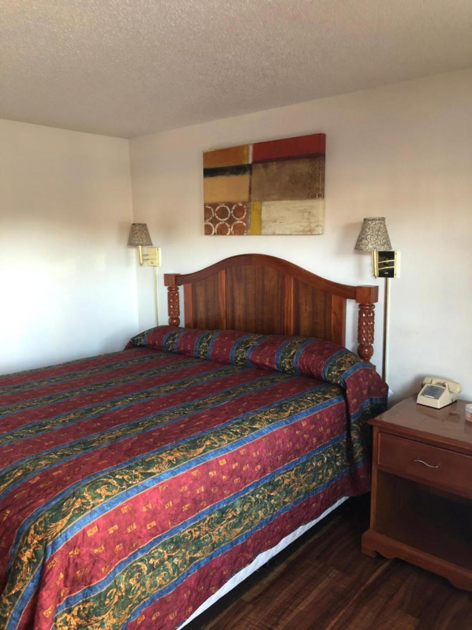 America'S Best Travel Inn Reno Bagian luar foto